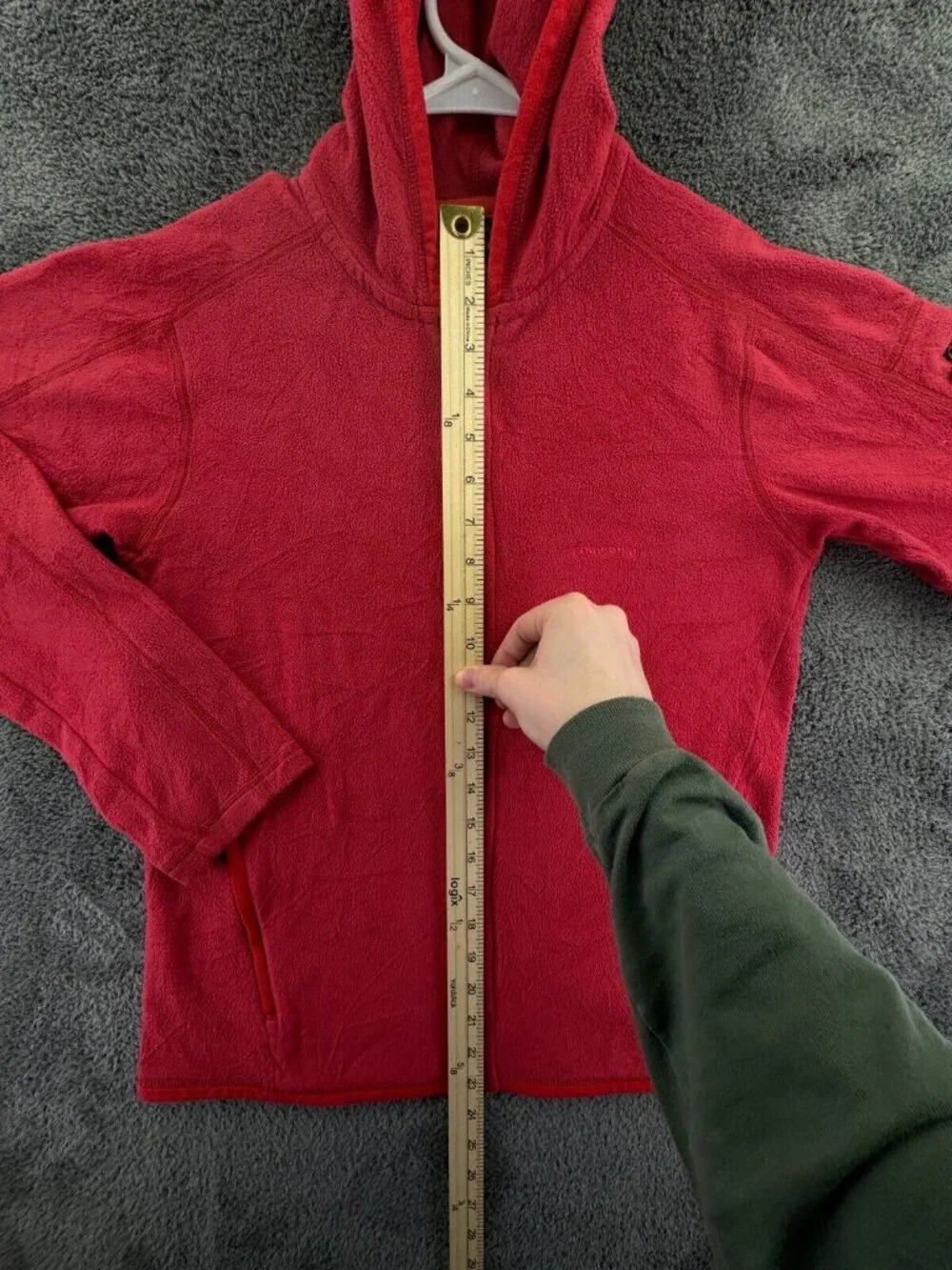 Patagonia Women’s Jacket Adult Fleece Red Hooded Small Full Zip W/ Logo, Pockets